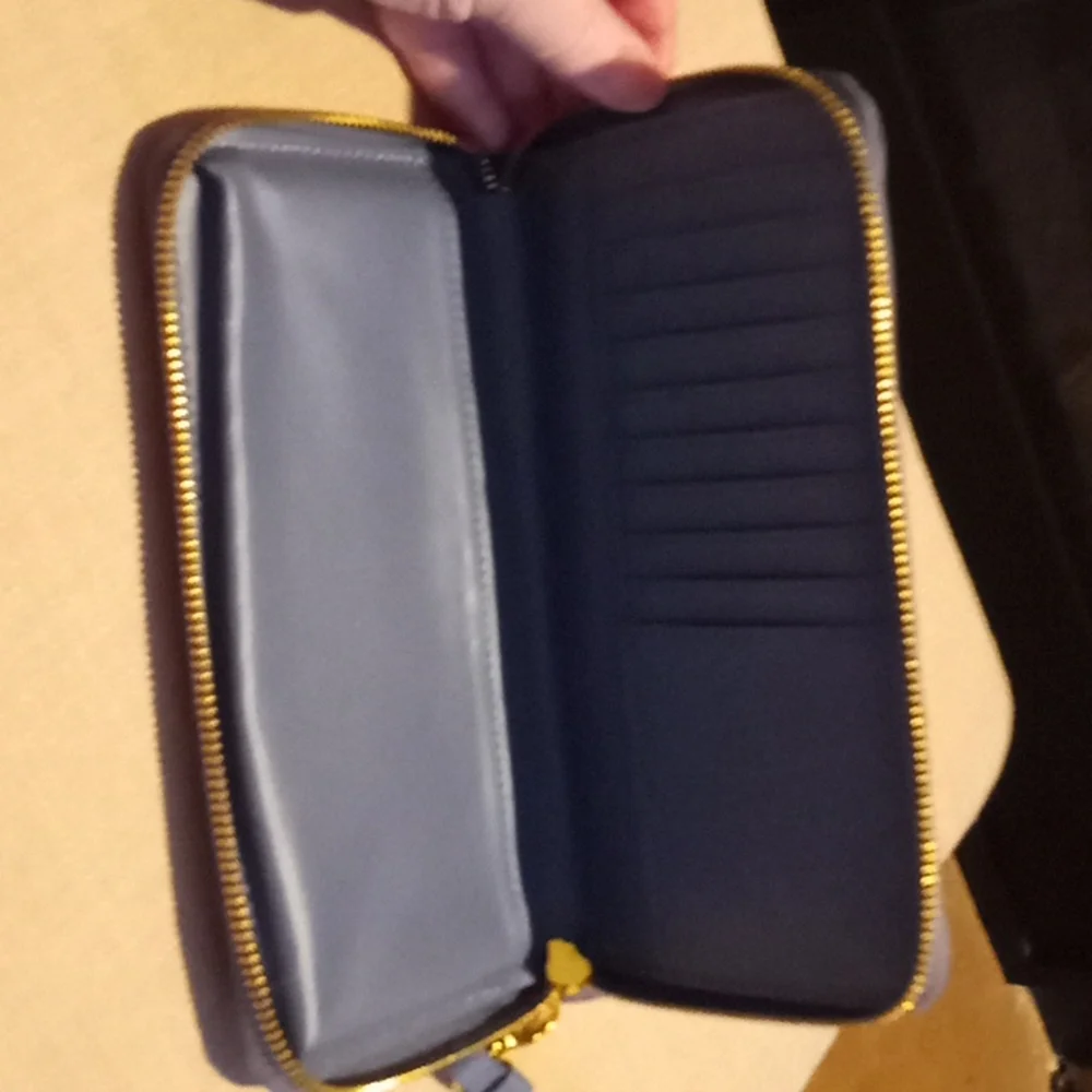 Wallet - Picture 2 of 3